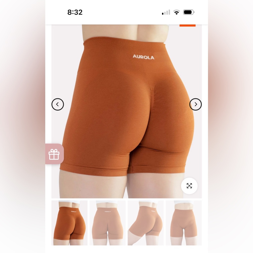 Aurola Shorts